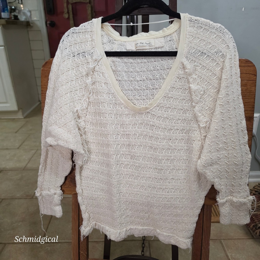 We The Free Thien's Hacci Top Free People Ivory V-Neck Distressed Knit S